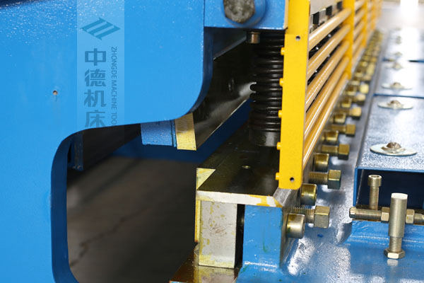 ZDS-432選用上海優質刀片，使用壽命更長.jpg